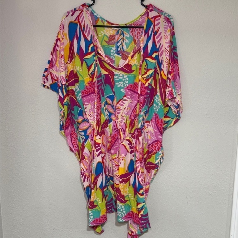 Tropical print cover up 1.4.3 story by line up